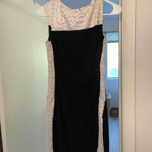 Chaps Size M stretchy Black and White Dress